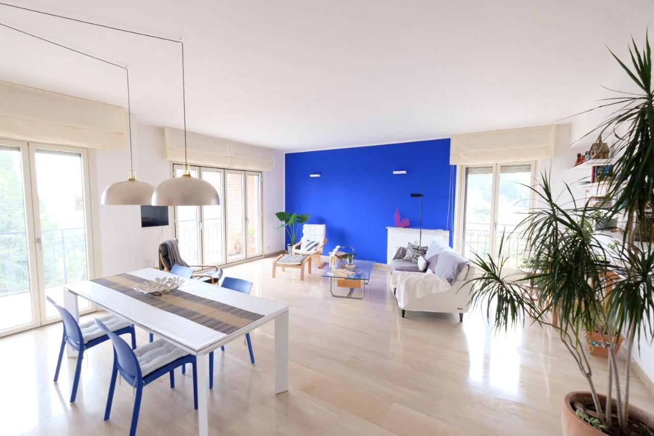 Blue Dream Apartment Ispra Exterior photo